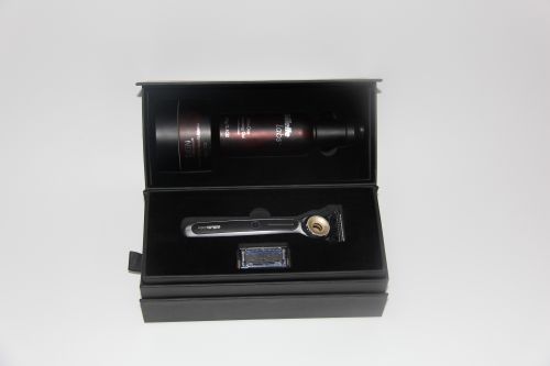 男士理容品牌升級指南：某輕奢品牌靠 EVA 泡棉內襯實現開箱體驗與破損率雙優的客戶案例